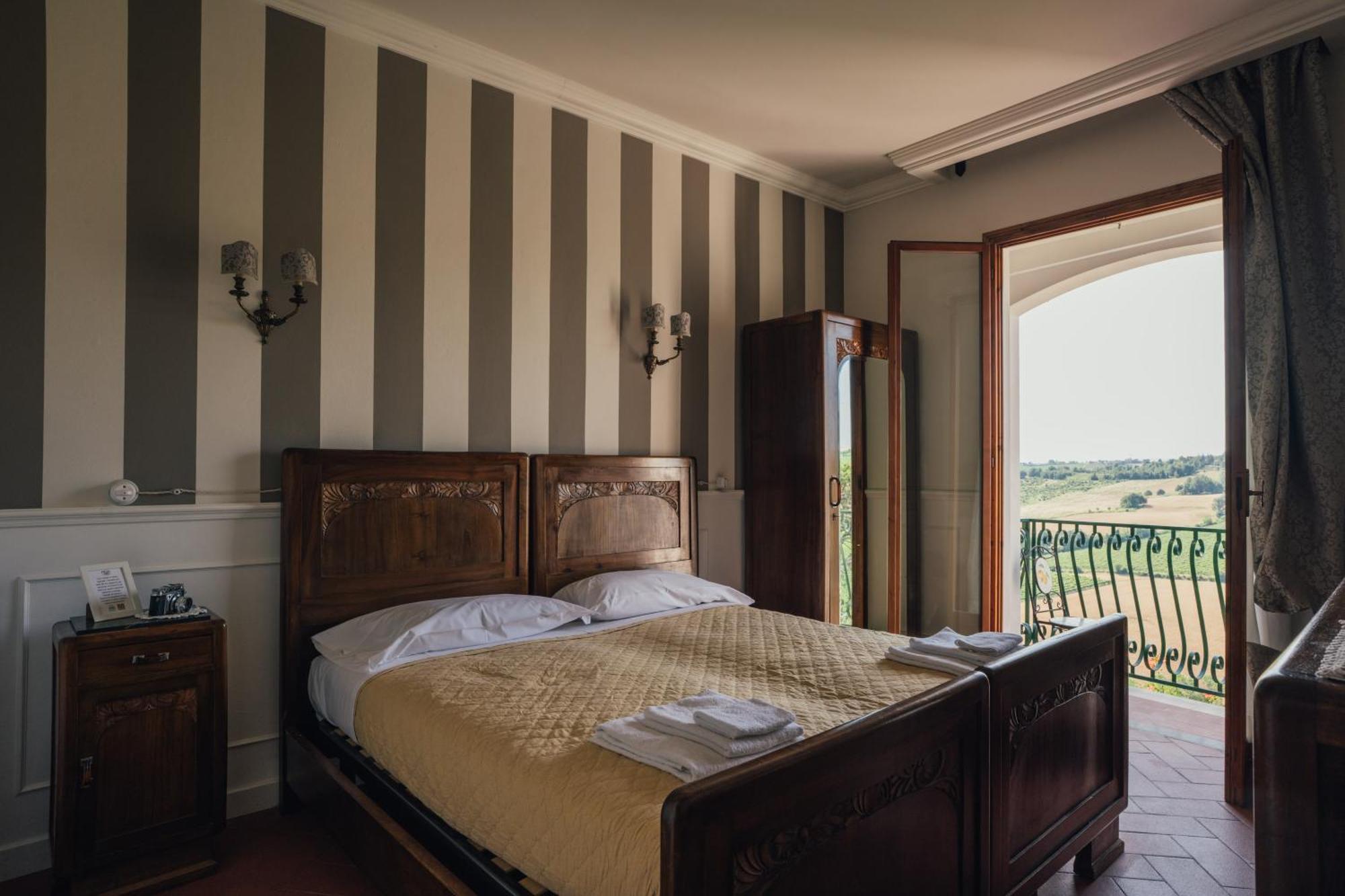 Locanda Dolcevita Dozza Luaran gambar