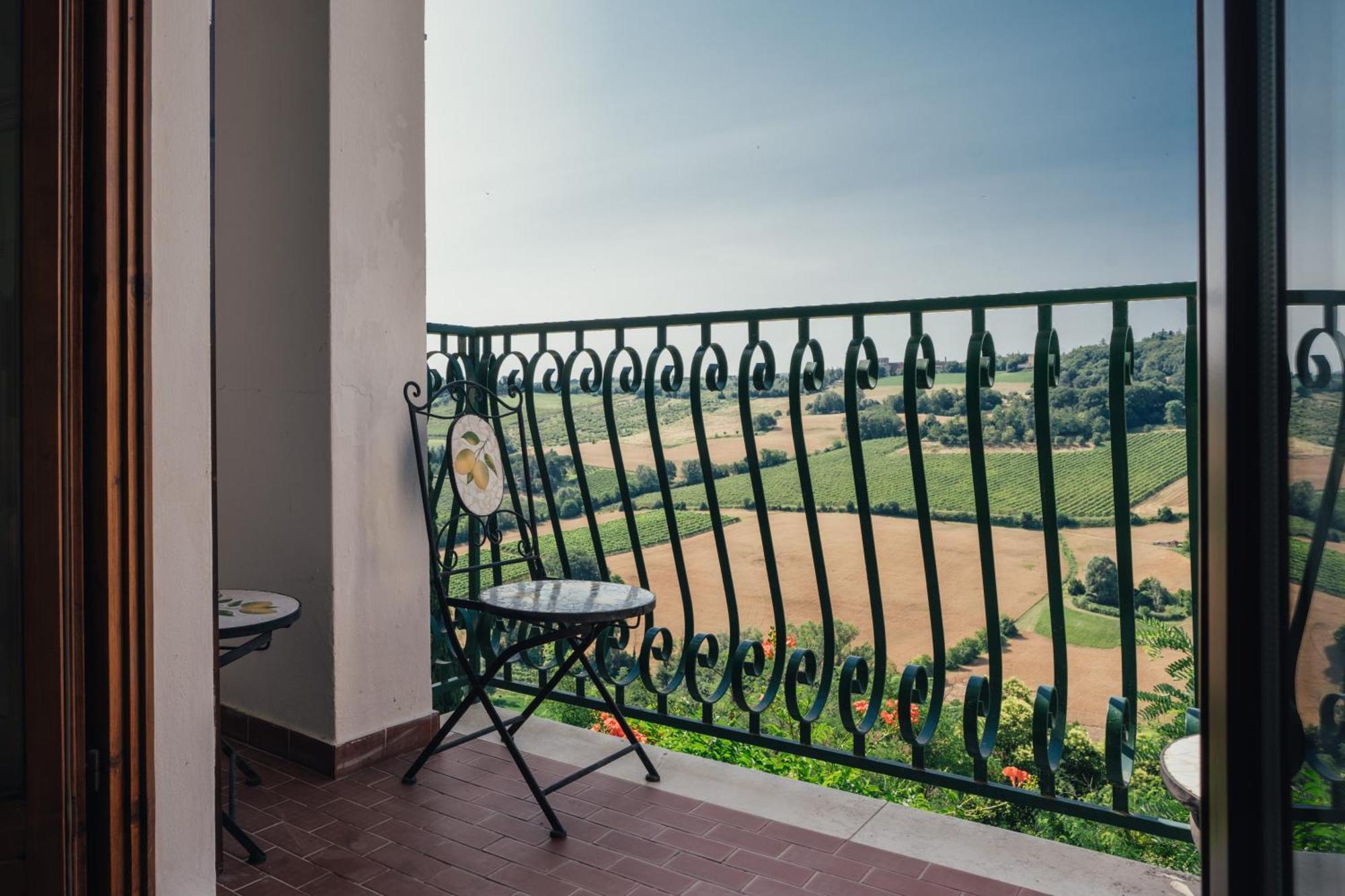Locanda Dolcevita Dozza Luaran gambar